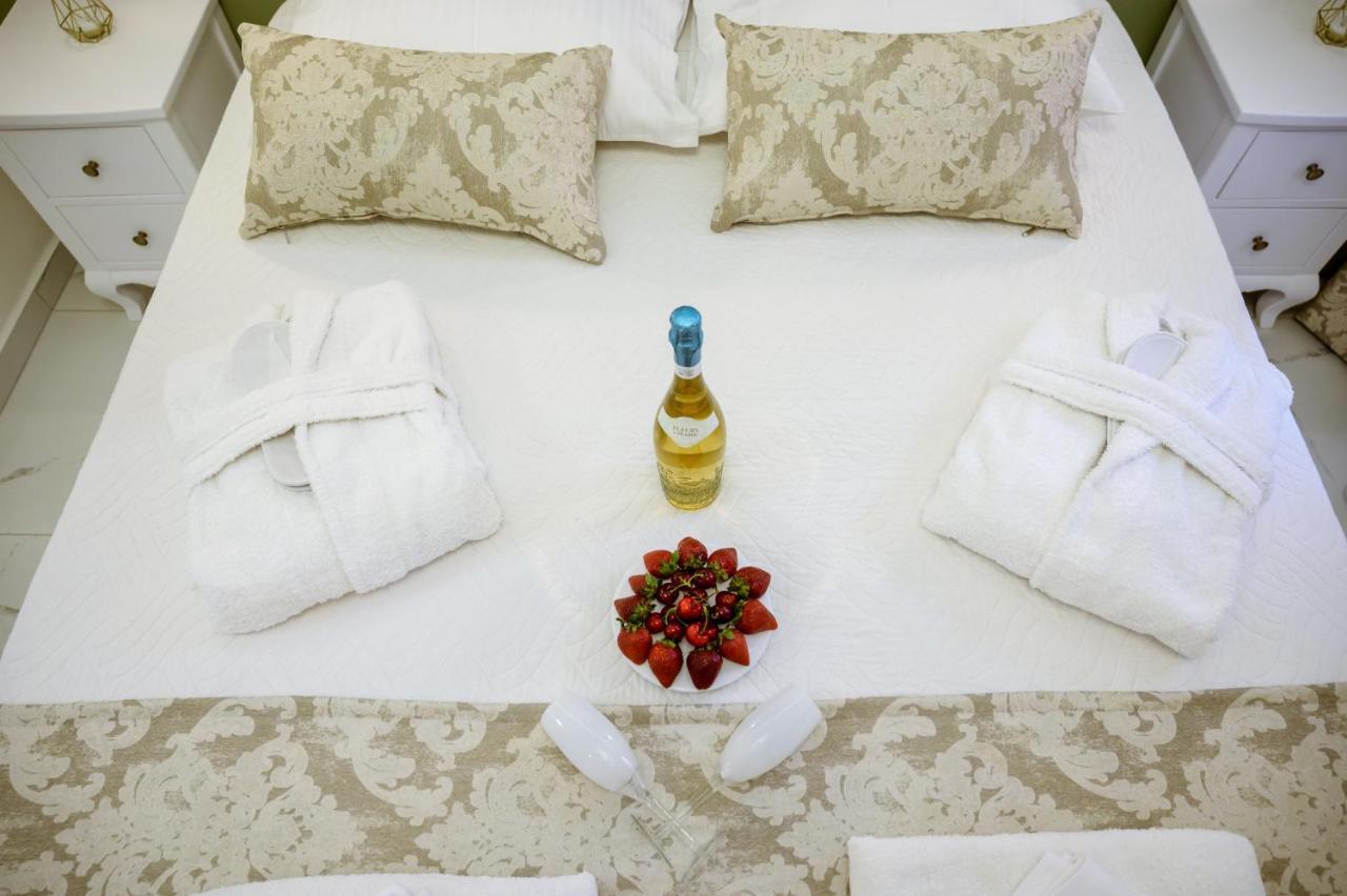 Konmari Boutique Suites Chania  Exterior foto