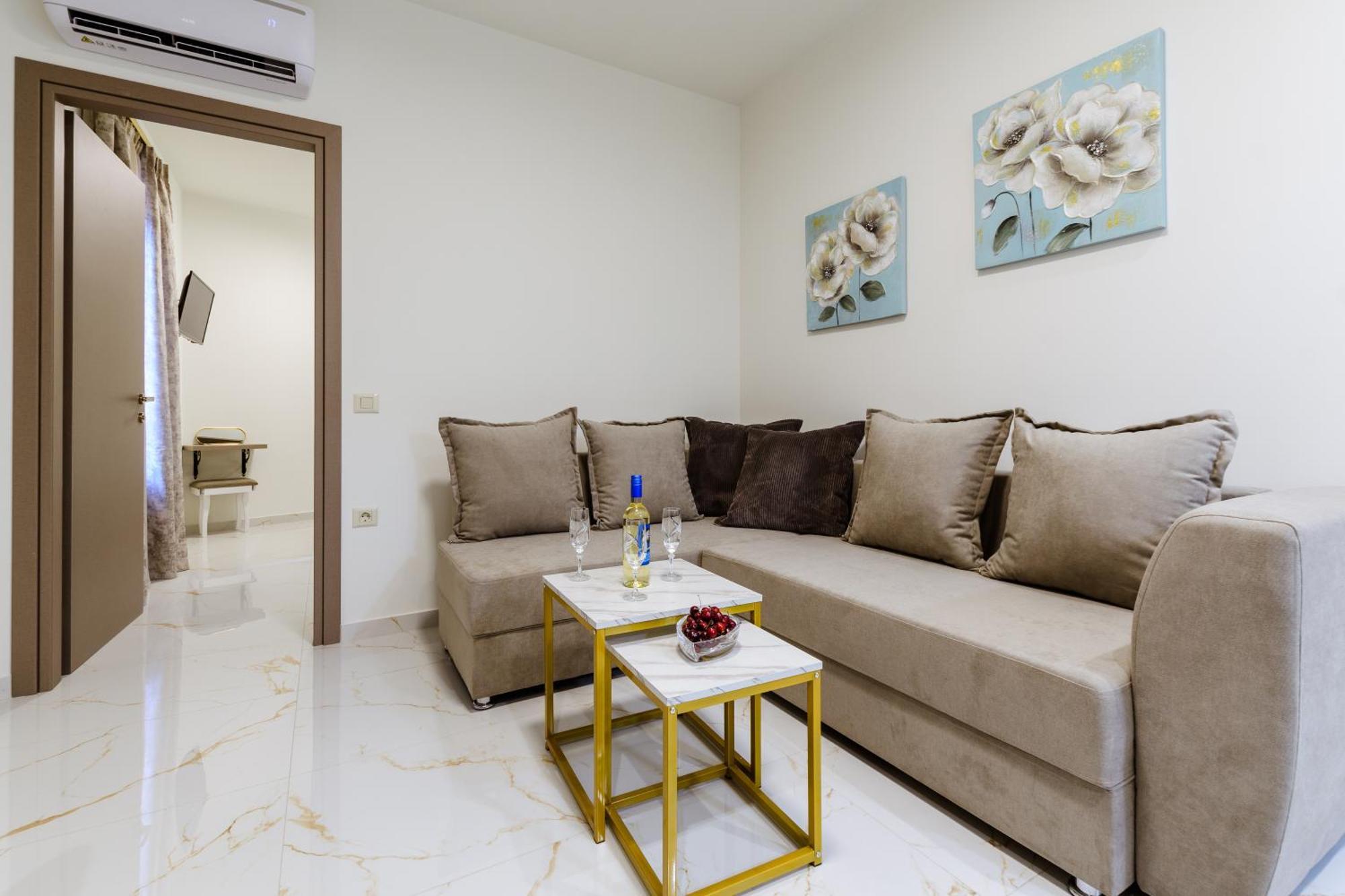 Konmari Boutique Suites Chania  Exterior foto